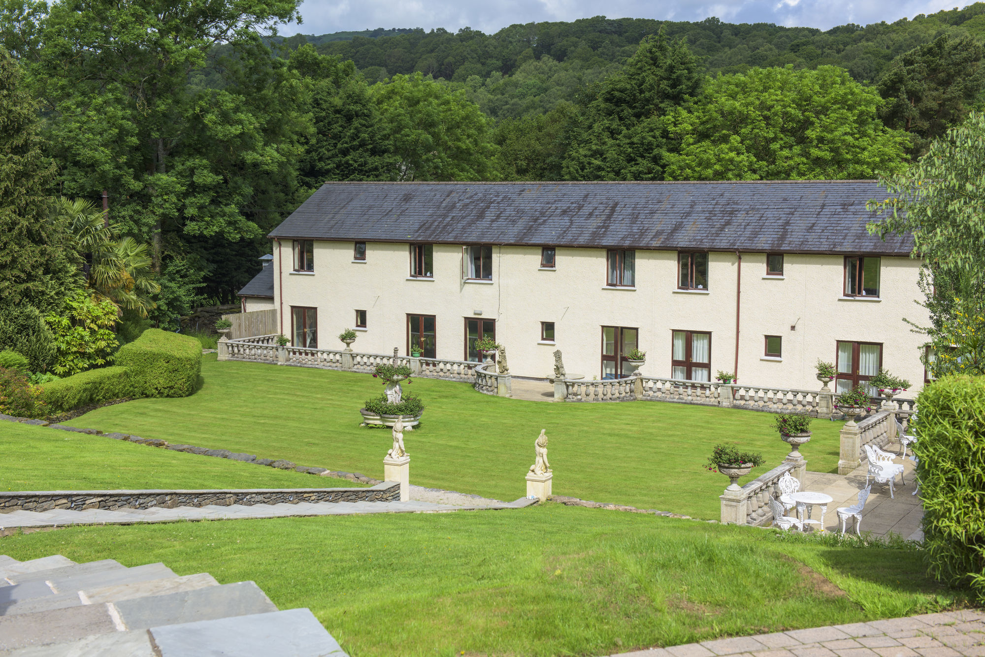 Newby Bridge Hotel Eksteriør billede